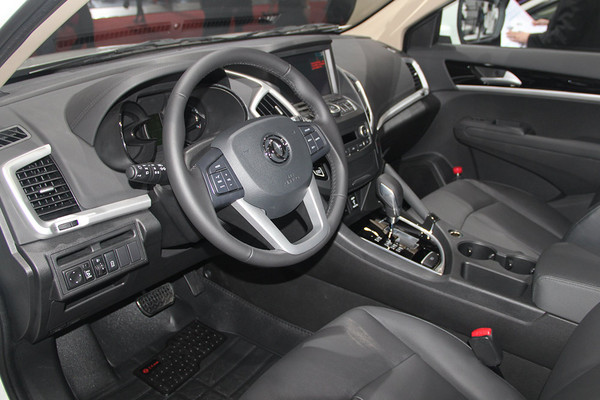 DFM, Dongfeng AX7