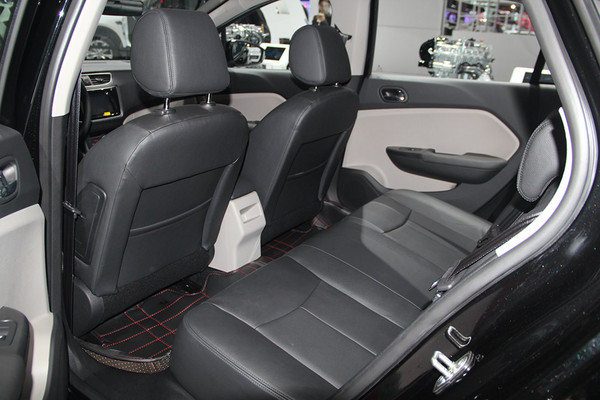 DFM, Dongfeng L60