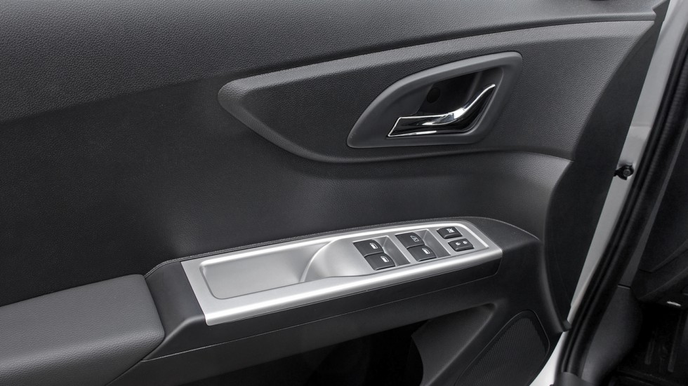 DFM, Dongfeng motors AX3