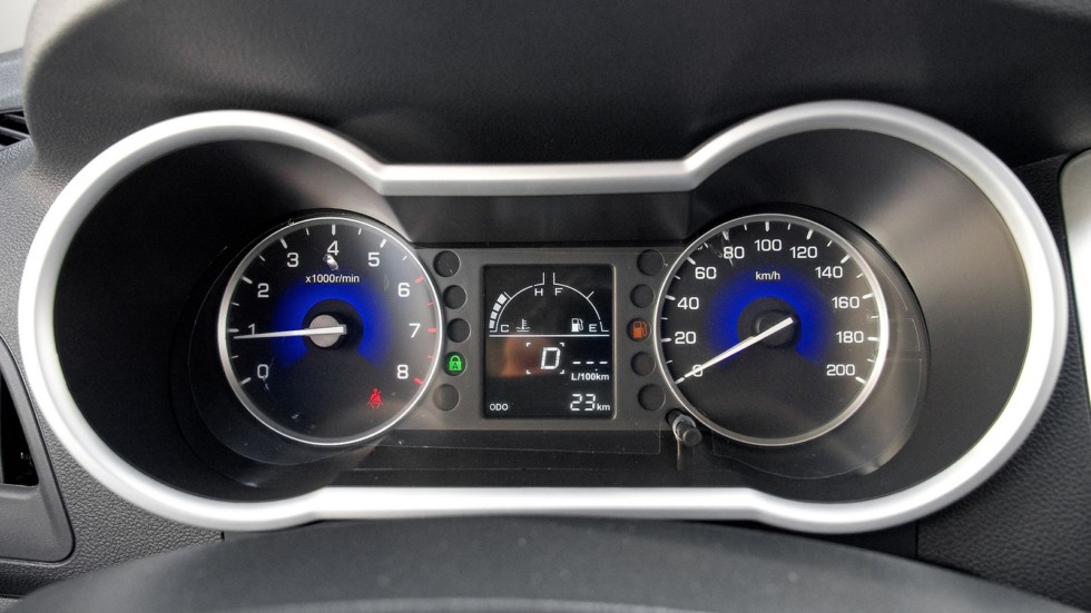 DFM, Dongfeng motors AX3