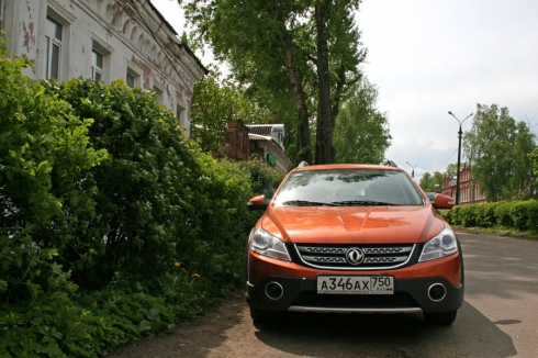 Сбежавшие от урагана: Калязин-Мышкин на Dongfeng H30 Cross