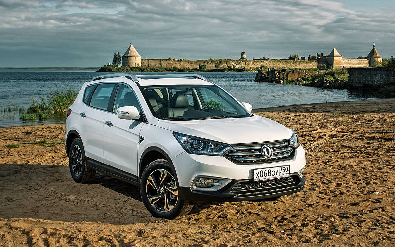 Тест-драйв Dongfeng AX7 2,0 AT