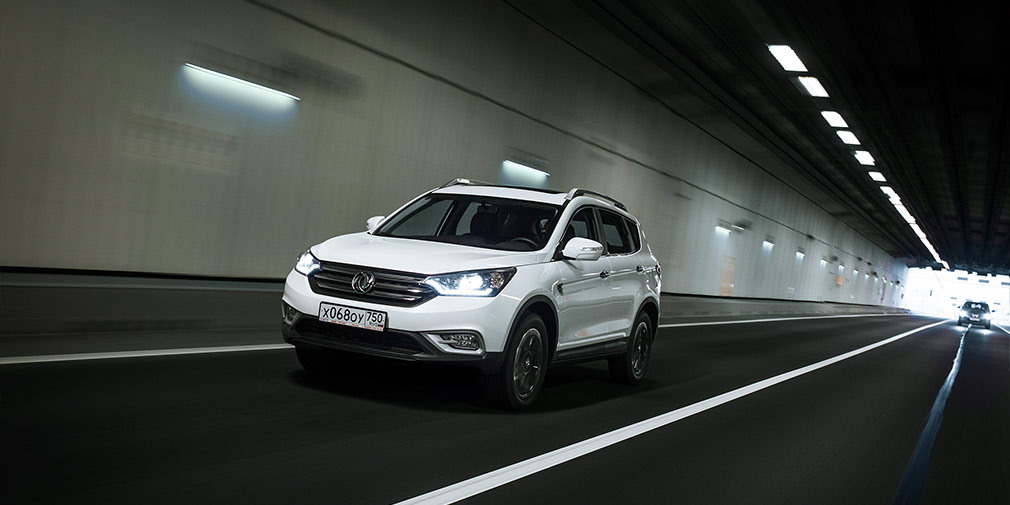 Восточный, порывистый. Тест-драйв Dongfeng AX7