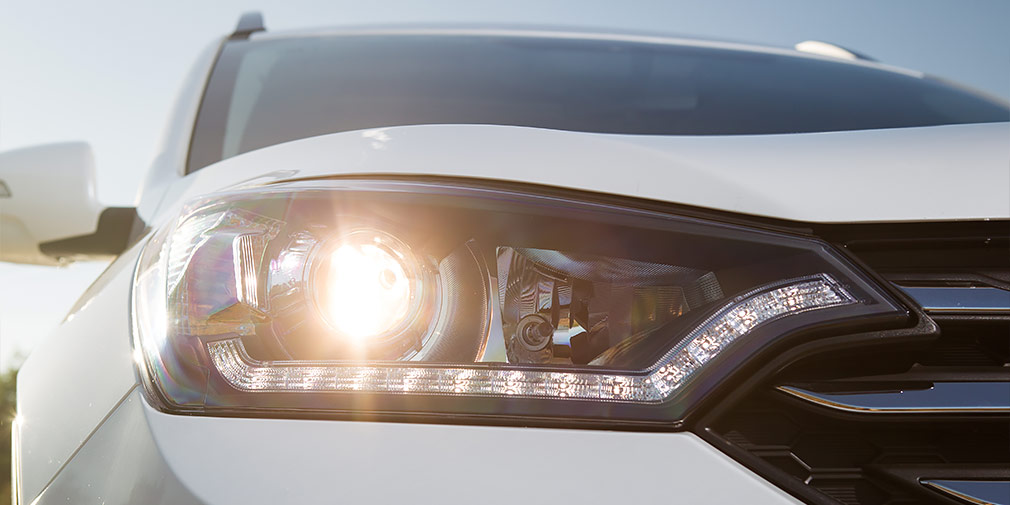 Восточный, порывистый. Тест-драйв Dongfeng AX7