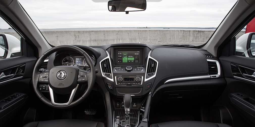 Восточный, порывистый. Тест-драйв Dongfeng AX7