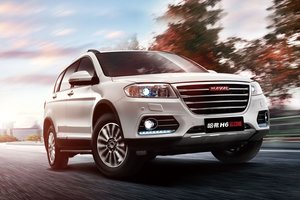 Первый тест кроссовера DFM AX7. Китайский акселерат