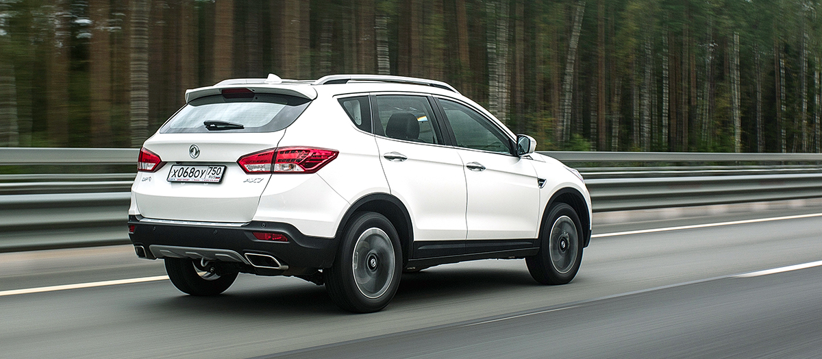 Dongfeng DFM AX7: Большой и белый
