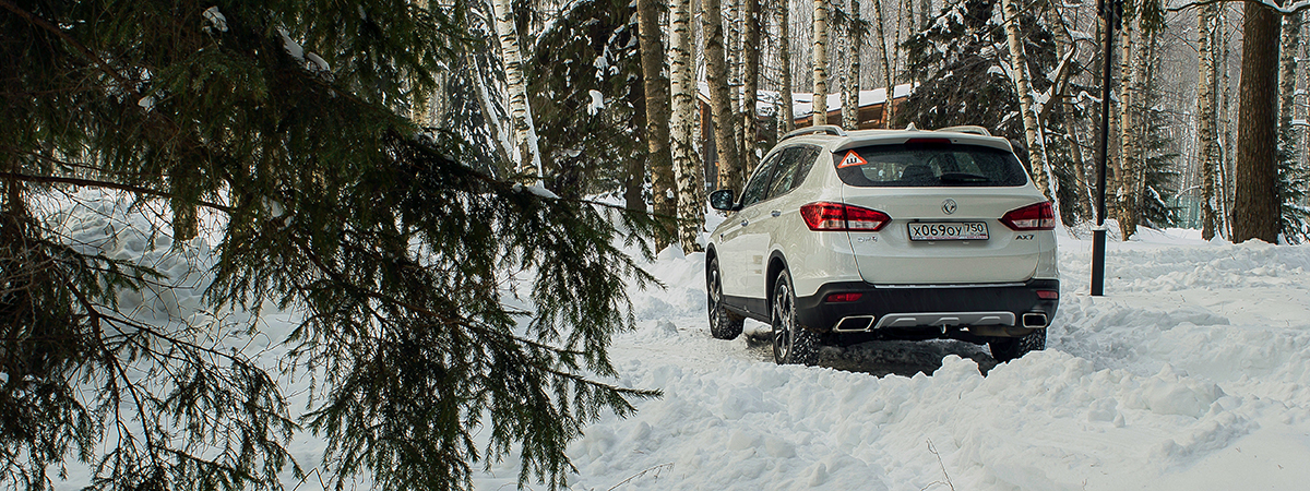 Dongfeng DFM AX7: Большой и белый