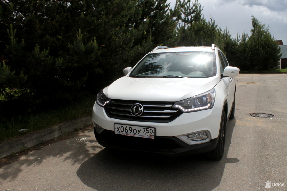Тест-драйв DFM AX7