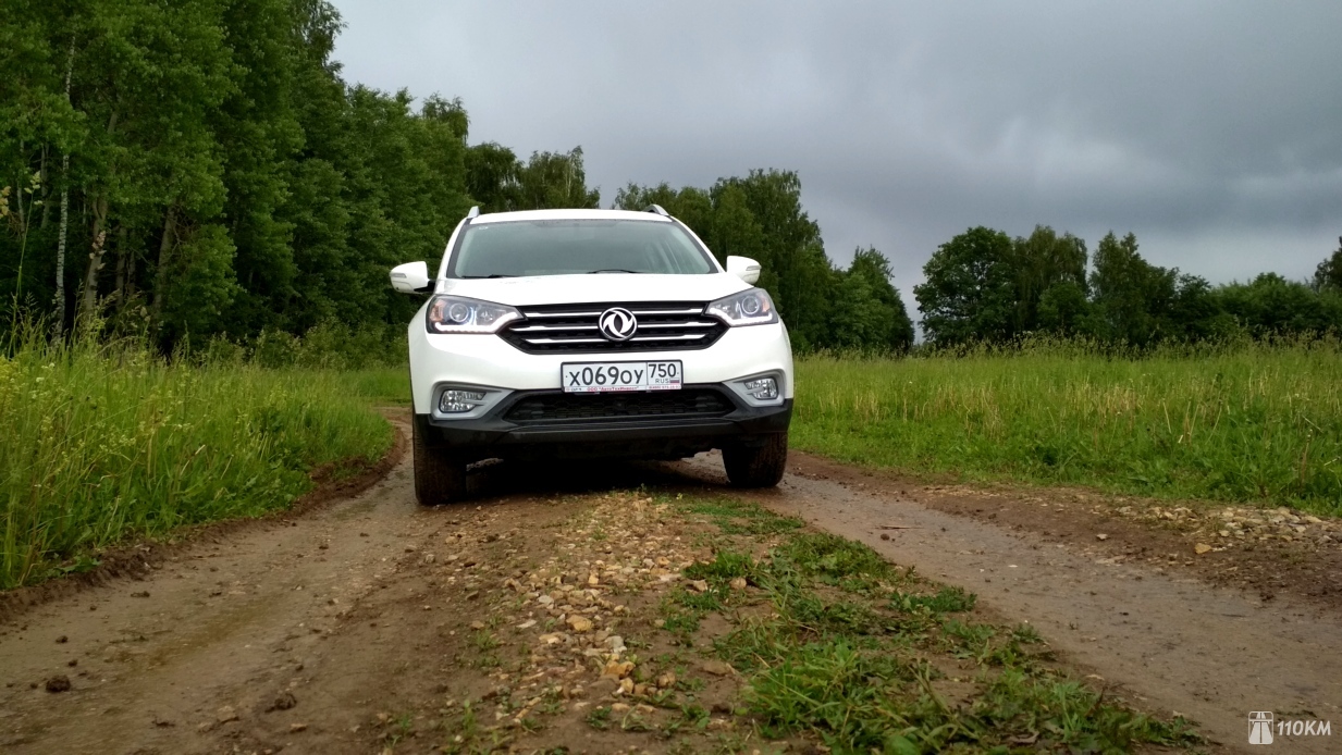 Тест-драйв DFM AX7